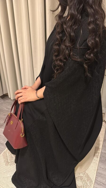 عباية قطرية متوفر جميع المقاسات